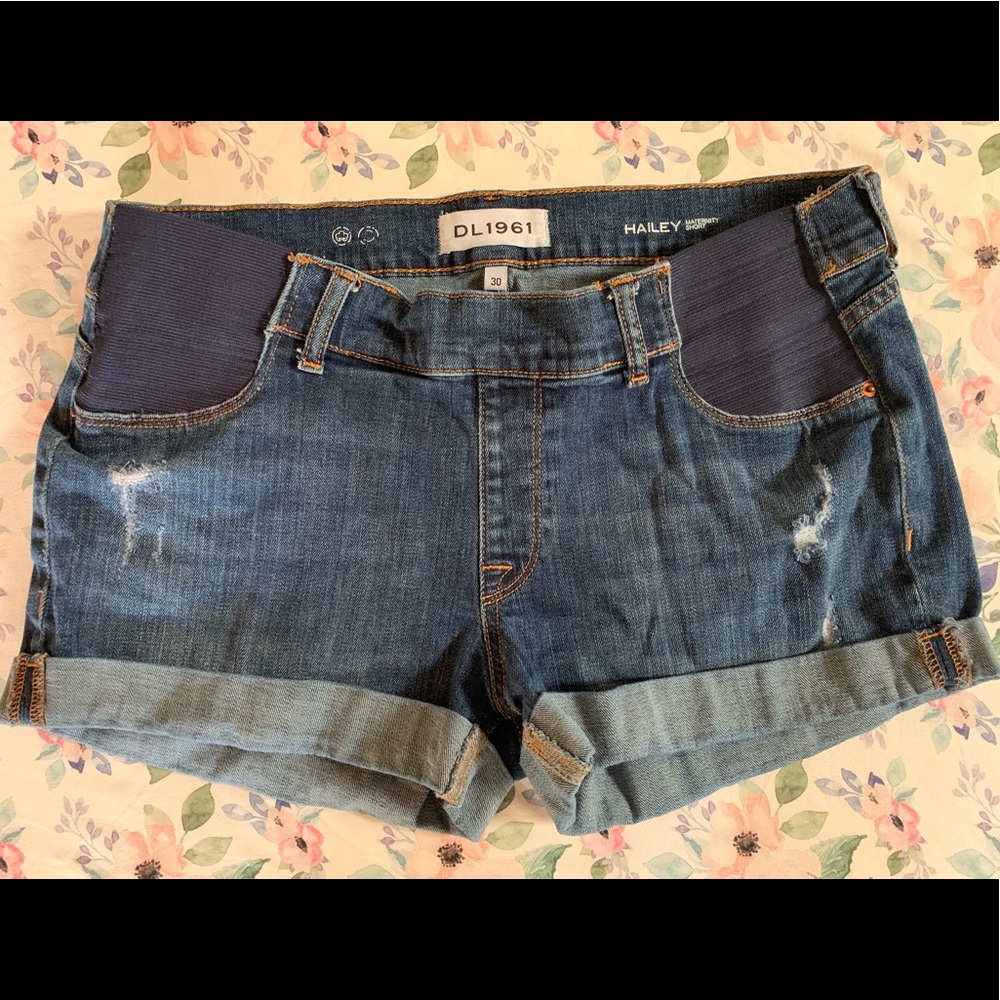 31 DL1961 Maternity Denim Shorts